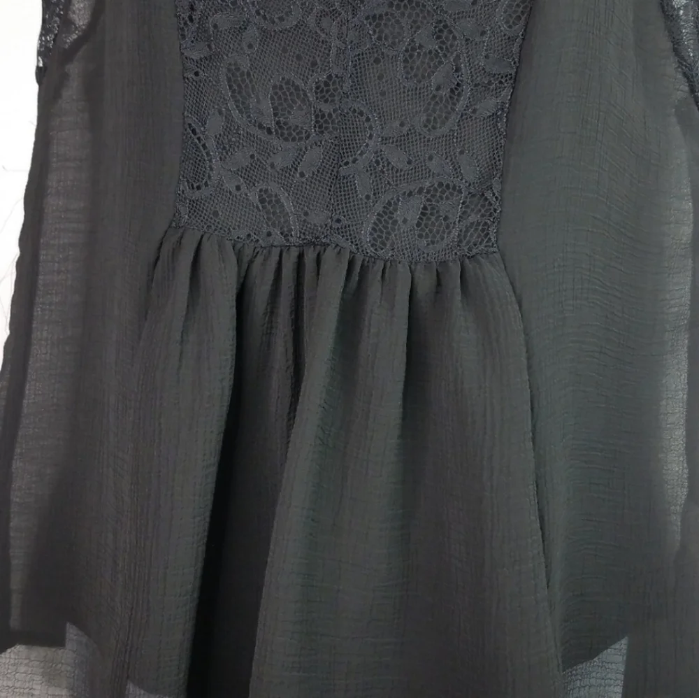 Black Lace Tank Top With Removable Racerback Camisole - Picture 9 of 16
